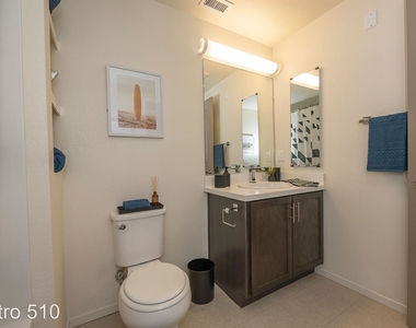 512 El Cerrito Plaza - Photo Thumbnail 5