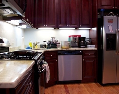 1089 Beacon Street - Photo Thumbnail 2