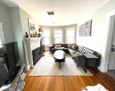 124 Jewett Street - Photo Thumbnail 2