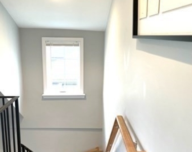 124 Jewett Street - Photo Thumbnail 11