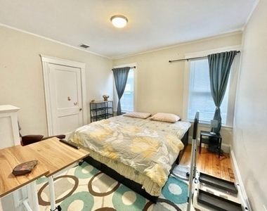 124 Jewett Street - Photo Thumbnail 8