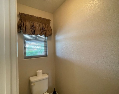 12721 Sweetwater Cir. - Photo Thumbnail 22