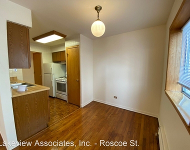 417 W. Roscoe - Photo Thumbnail 2