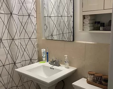 30-49 Crescent Street - Photo Thumbnail 2