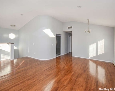 80b Inwood Road - Photo Thumbnail 4