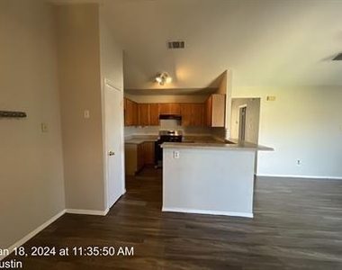 2616 Howellwood Way - Photo Thumbnail 2