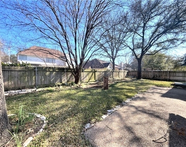 1207 Timber Bend Dr - Photo Thumbnail 39