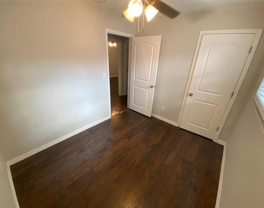 4731 W Leila Avenue - Photo Thumbnail 12