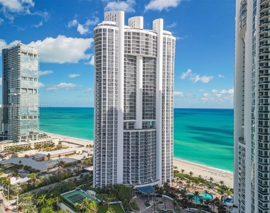 18201 Collins Ave - Photo Thumbnail 33