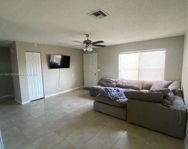 316 Flamingo Drive - Photo Thumbnail 3