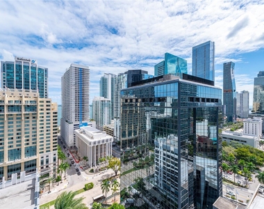 1080 Brickell Ave - Photo Thumbnail 24