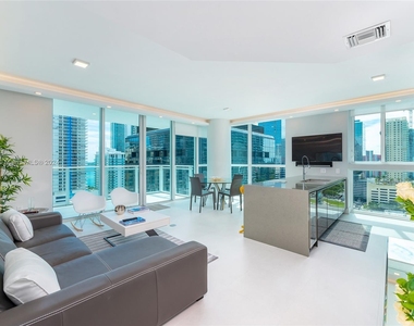 1080 Brickell Ave - Photo Thumbnail 1