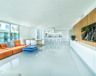 300 Sunny Isles Blvd - Photo Thumbnail 8