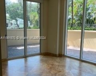 1745 E Hallandale Beach Blvd - Photo Thumbnail 9