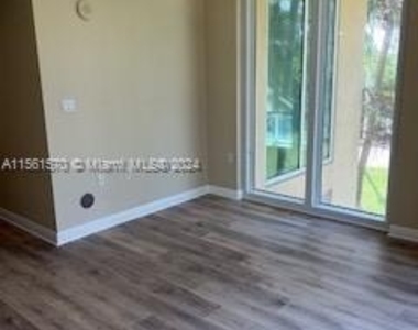 1745 E Hallandale Beach Blvd - Photo Thumbnail 1