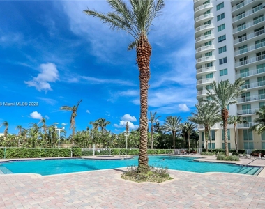 1745 E Hallandale Beach Blvd - Photo Thumbnail 43