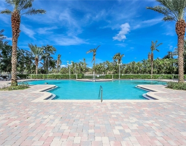 1745 E Hallandale Beach Blvd - Photo Thumbnail 44