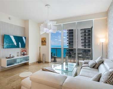 16001 Collins Ave - Photo Thumbnail 16