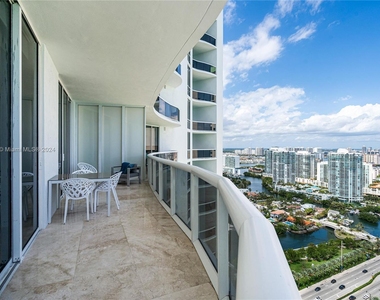 16001 Collins Ave - Photo Thumbnail 32