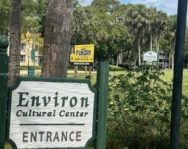 6921 Environ Blvd - Photo Thumbnail 15