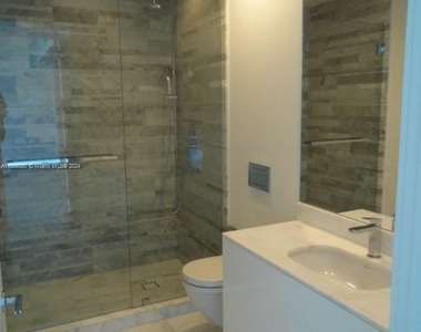 10201 Collins Ave - Photo Thumbnail 17