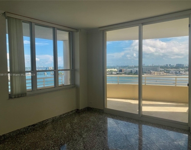 888 Brickell Key Dr - Photo Thumbnail 13