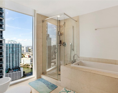 475 Brickell Ave - Photo Thumbnail 14