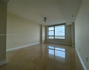 2641 N Flamingo Rd - Photo Thumbnail 9