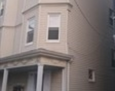 12 East Street - Photo Thumbnail 1