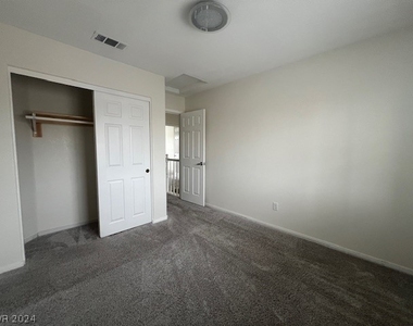 2104 Fountain View Drive - Photo Thumbnail 30