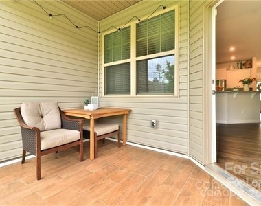 5380 Orchid Bloom Drive - Photo Thumbnail 16