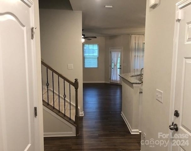 5380 Orchid Bloom Drive - Photo Thumbnail 11