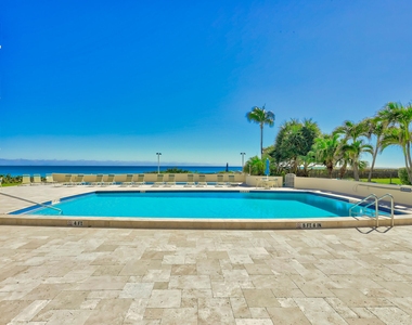 630 Ocean Drive - Photo Thumbnail 40