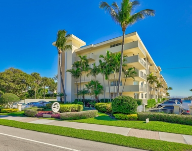 630 Ocean Drive - Photo Thumbnail 31