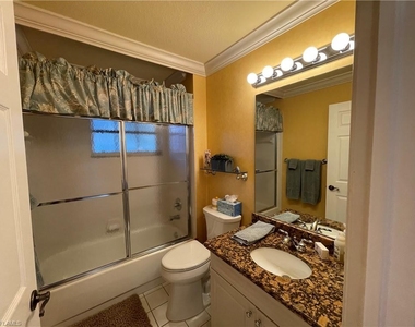 7046 Barrington Cir - Photo Thumbnail 23