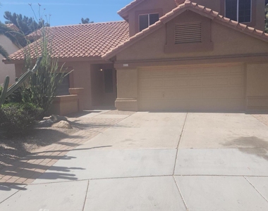 1683 W Carla Vista Drive - Photo Thumbnail 1