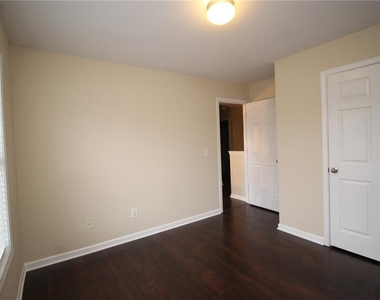 5670 Winter Bluff Way - Photo Thumbnail 20