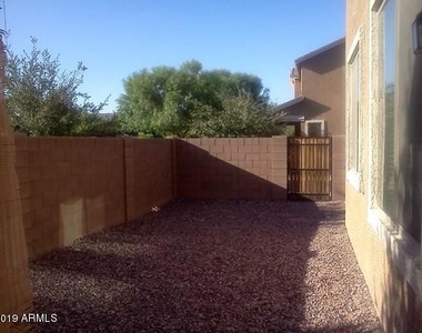 3704 E Waite Lane - Photo Thumbnail 8