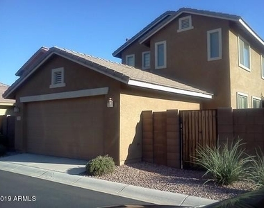 3704 E Waite Lane - Photo Thumbnail 1