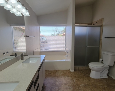 3410 W Baylor Lane - Photo Thumbnail 10