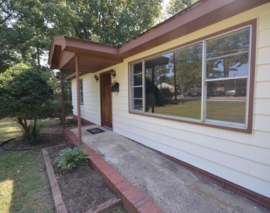 3041 Woods Place - Photo Thumbnail 1