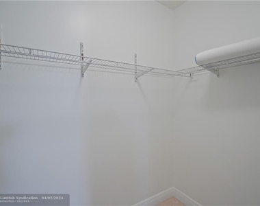 4080 W Palm Aire Dr, #2 - Photo Thumbnail 21