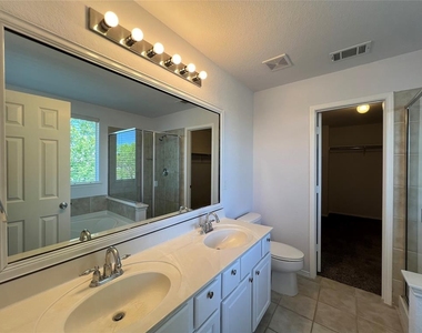 9221 Comanche Ridge Drive - Photo Thumbnail 23