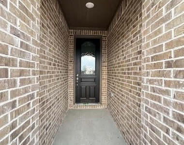 2112 Wheatgrass Way - Photo Thumbnail 1