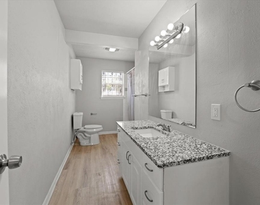 4214 Montie Street - Photo Thumbnail 9