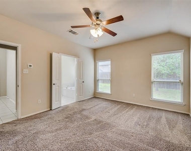 9904 Beaver Dam Lane - Photo Thumbnail 13