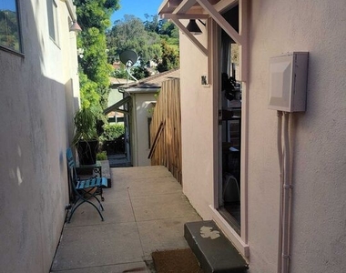 1963 Echo Park Ave - Photo Thumbnail 3