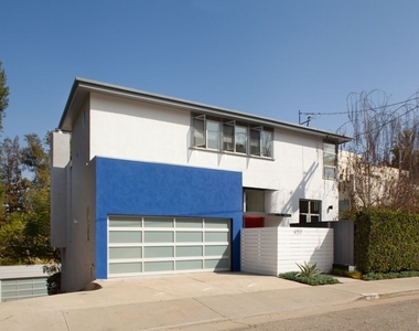 937 Centinela Ave - Photo Thumbnail 0