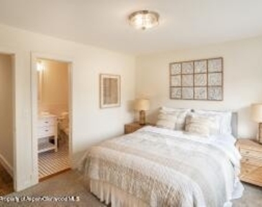 405 Park Avenue - Photo Thumbnail 12