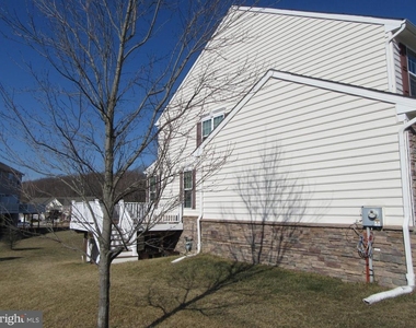 1305 Madison Lane - Photo Thumbnail 25